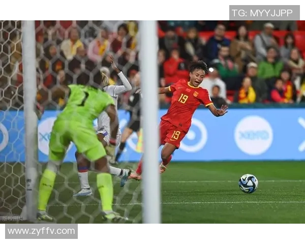 7号足球明星先锋的传奇之路与辉煌成就解析 7号足球明星先锋的传奇之路与辉煌成就解析