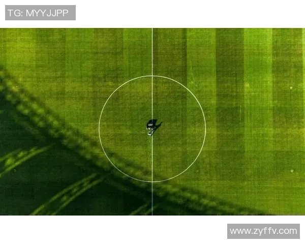 2023年全球足球巨星精彩瞬间台历带你领略绿茵场上的辉煌与激情 2023年全球足球巨星精彩瞬间台历带你领略绿茵场上的辉煌与激情