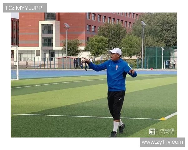 中学时代的足球明星们如何在青春岁月中追逐梦想与荣耀