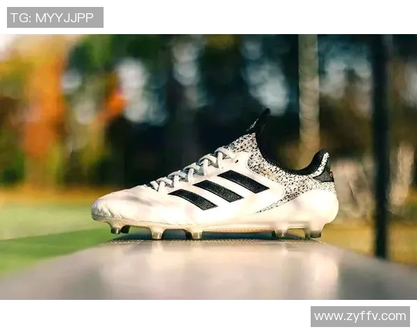 足球明星们的足球鞋之路探索与回顾